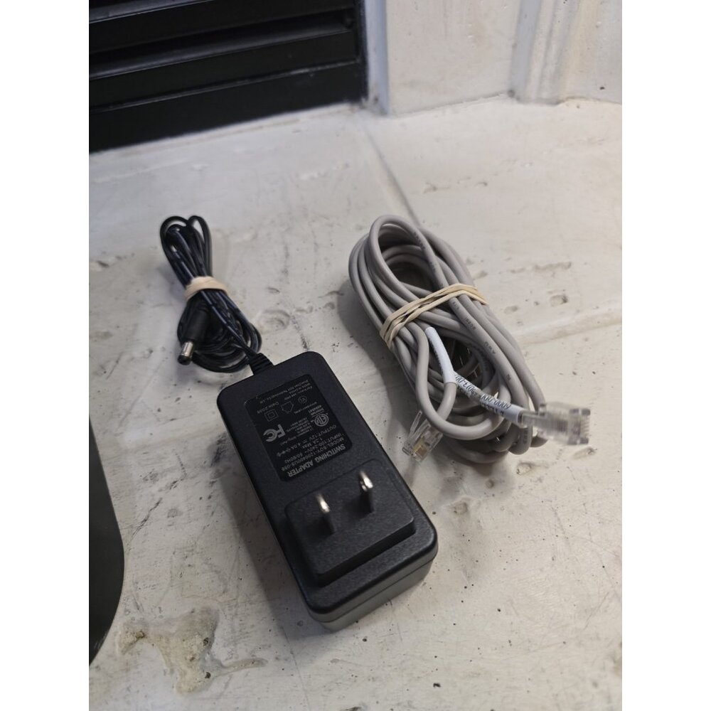 Motorola MT7711 24X8 Cable Modem Plus Router With Voice DOCSIS 3.0 AC1900 - Picture 3 of 7